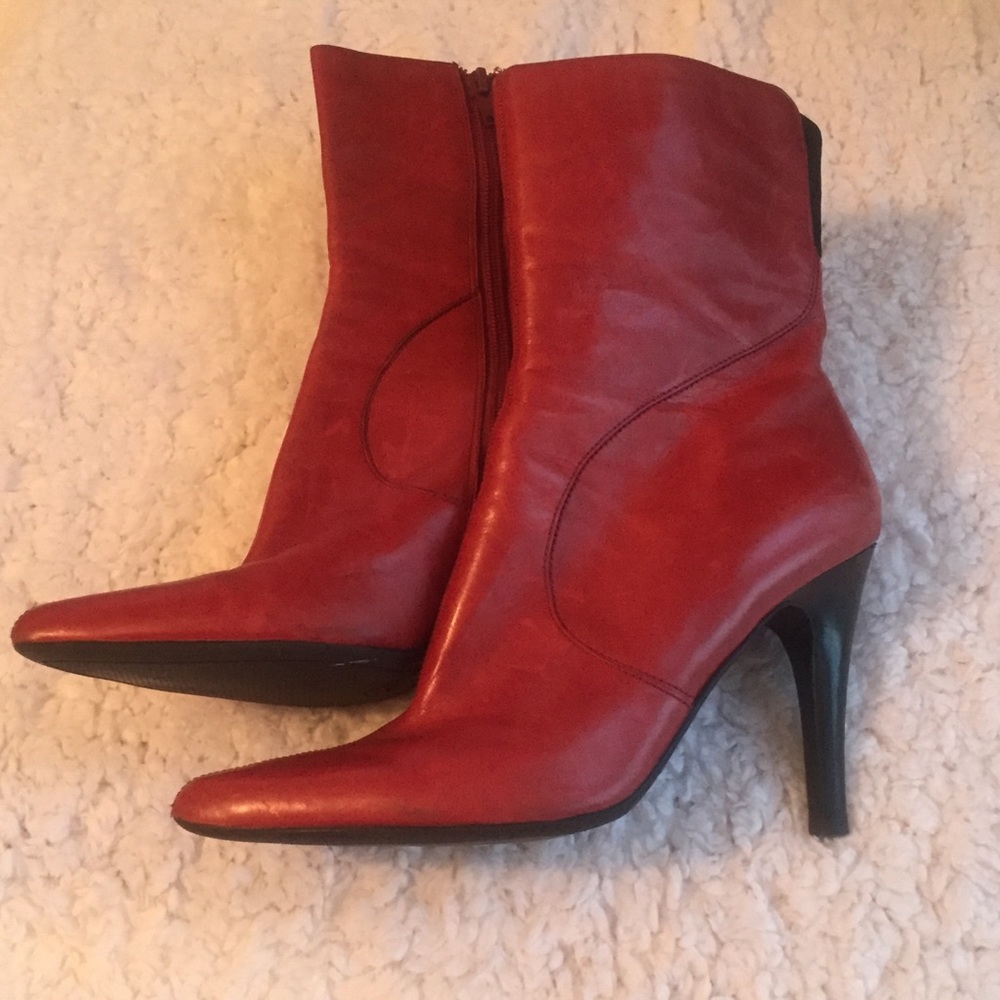 NINE WEST Red Leather Boots. Size 7.5